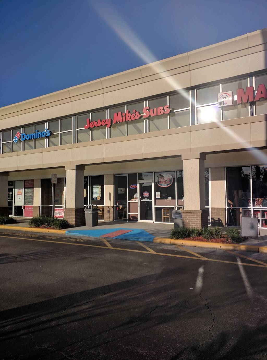 Jersey Mikes Subs | meal takeaway | 1797 E Broadway St, Oviedo, FL 32765, USA | 4075423524 OR +1 407-542-3524