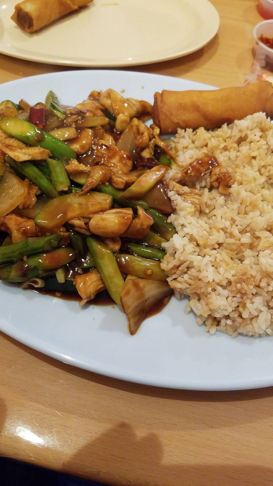 Fong Noodle | restaurant | 1515 N Mountain Ave D, Ontario, CA 91762, USA | 9093912097 OR +1 909-391-2097