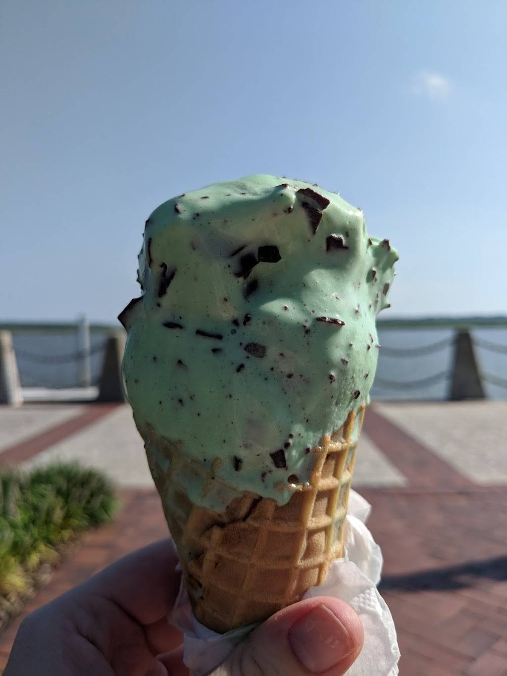YoYos Ice Cream | restaurant | 101 Scott St, Beaufort, SC 29902, USA | 8435480300 OR +1 843-548-0300