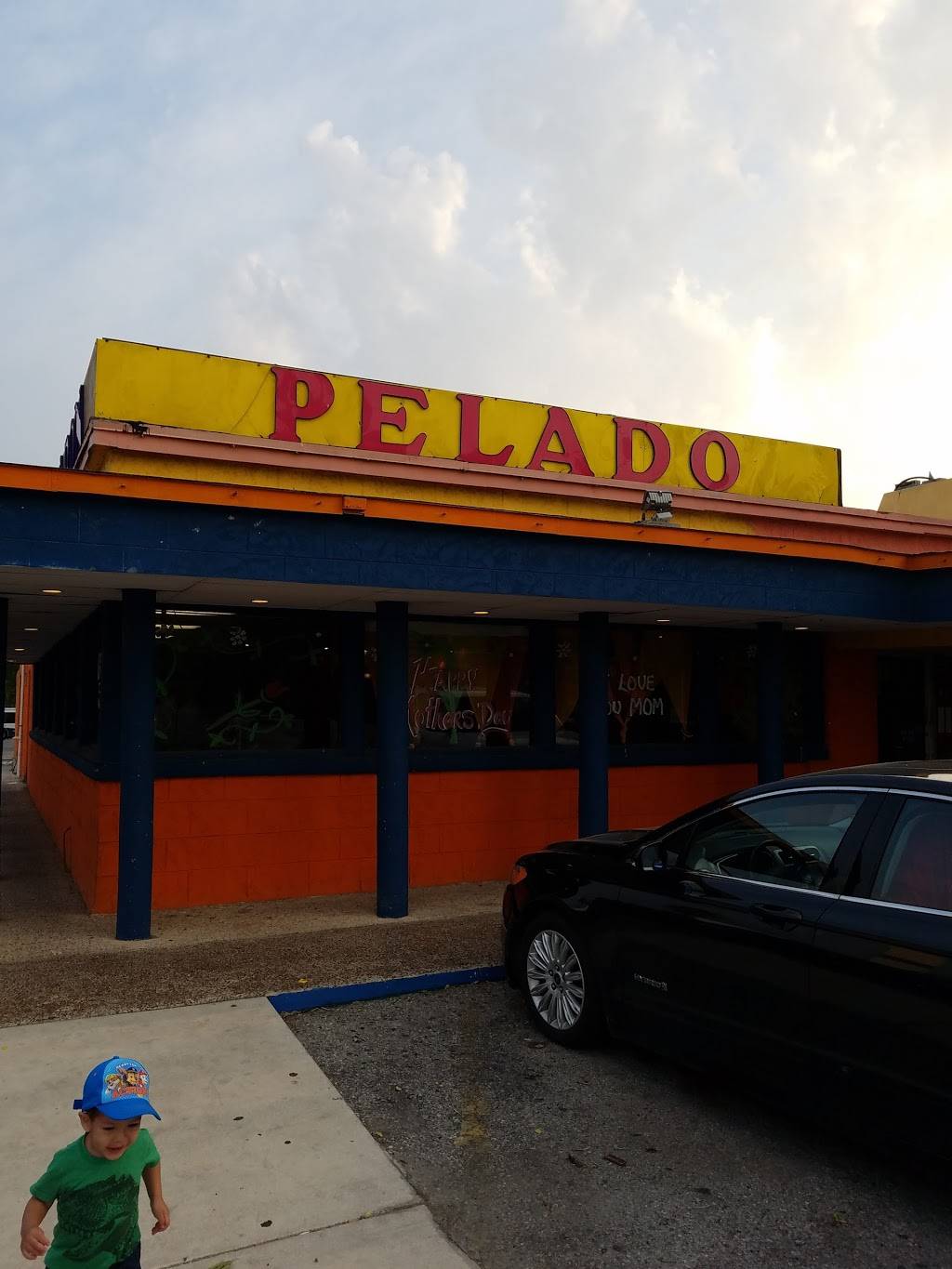 Camaron Pelado Seafood Grill | restaurant | 2918 W Commerce St, San Antonio, TX 78207, USA | 2104346700 OR +1 210-434-6700