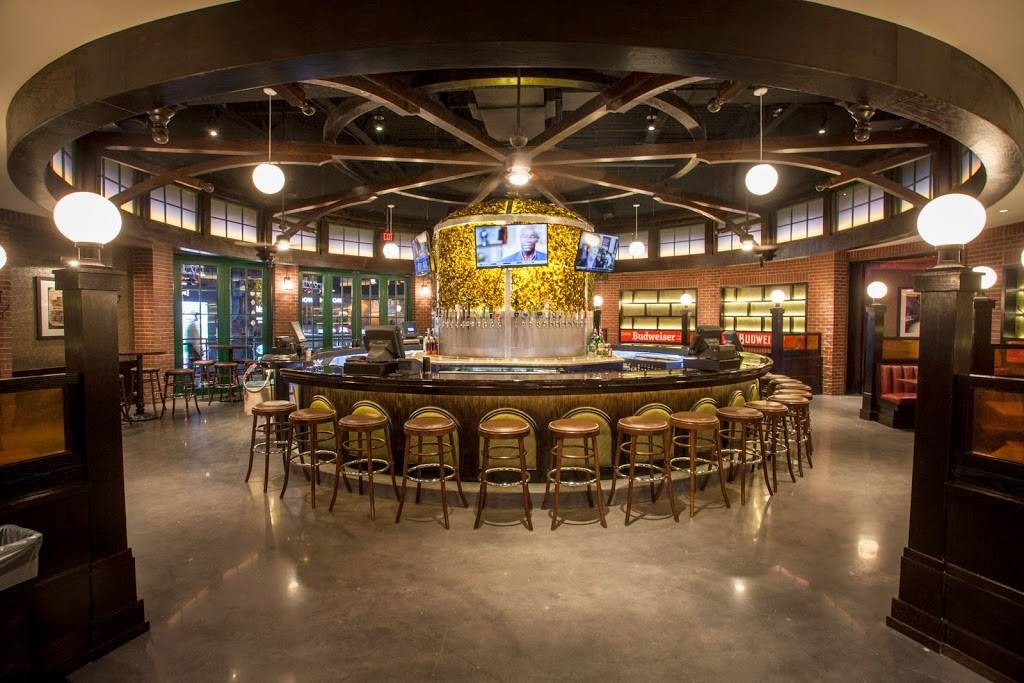 Budweiser Brew House | restaurant | 601 Clark Ave #101, St. Louis, MO 63102, USA | 3142415575 OR +1 314-241-5575