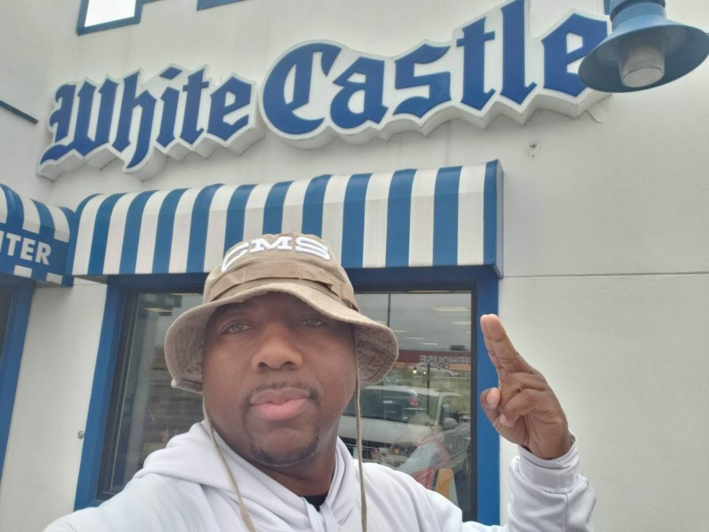 White Castle | restaurant | 10099 E Washington St, Indianapolis, IN 46229, USA | 3178971247 OR +1 317-897-1247