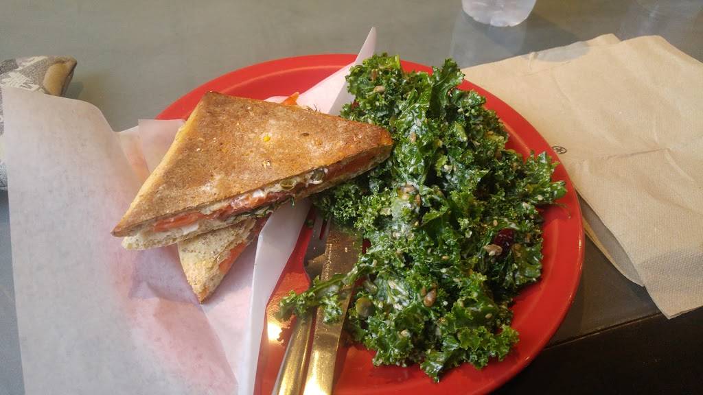 Moca Loca | cafe | 335 Boulevard Saint-Joseph, Gatineau, QC J8Y 3Z2, Canada | 8192056622 OR +1 819-205-6622