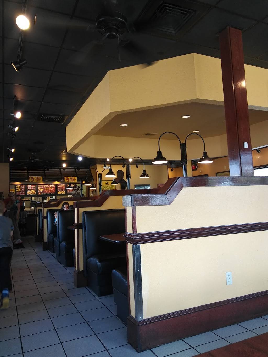 Zaxbys Chicken Fingers & Buffalo Wings | restaurant | 2175 E Silver Springs Blvd, Ocala, FL 34470, USA | 3523512251 OR +1 352-351-2251