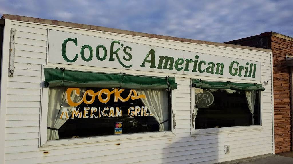 Cooks American Grill | restaurant | 1936 SW Gage Blvd, Topeka, KS 66604, USA | 7852711415 OR +1 785-271-1415