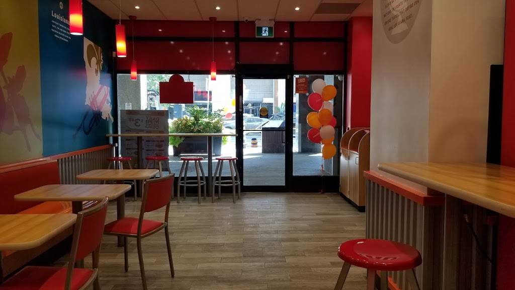 Popeye’s | restaurant | 360 Bloor St E, Toronto, ON M4W 1H4, Canada | 4169203600 OR +1 416-920-3600