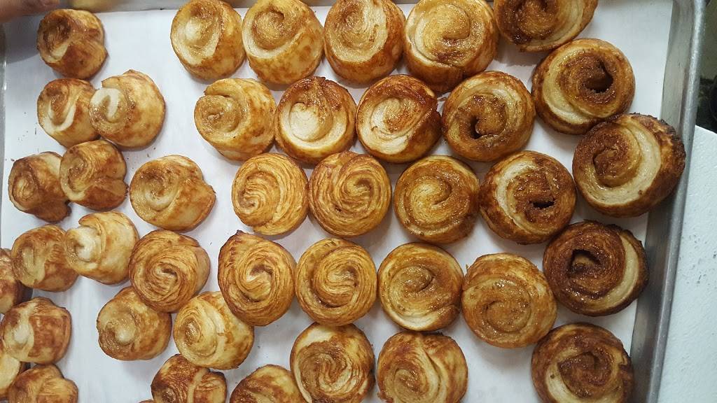 Duffeyroll Cafe Bakery | bakery | 4994 E Hampden Ave, Denver, CO 80222, USA | 3037539177 OR +1 303-753-9177