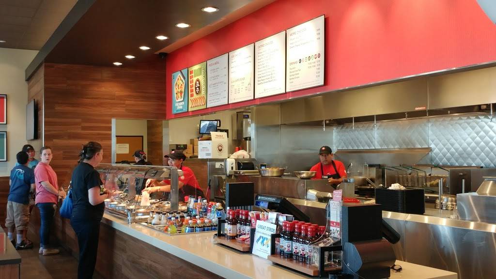 Panda Express | restaurant | 1521 Garth Brooks Blvd, Yukon, OK 73099, USA | 4053508008 OR +1 405-350-8008