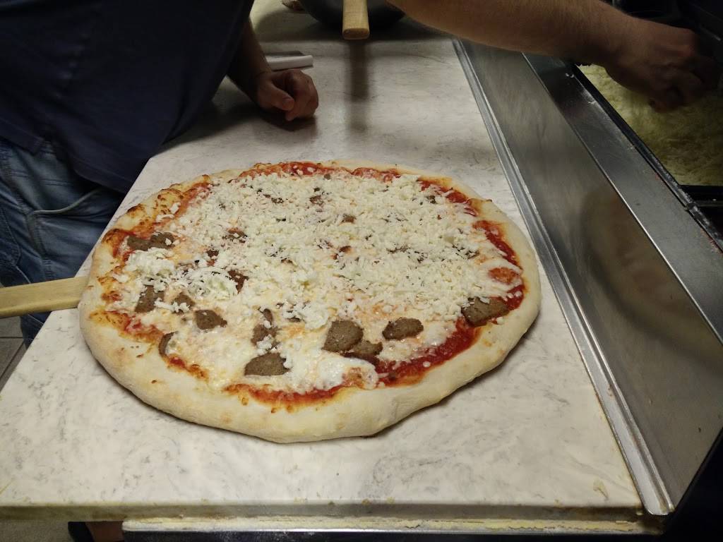 Jays Pizza & Pasta | restaurant | 8983 Okeechobee Blvd, West Palm Beach, FL 33411, USA | 5617539997 OR +1 561-753-9997