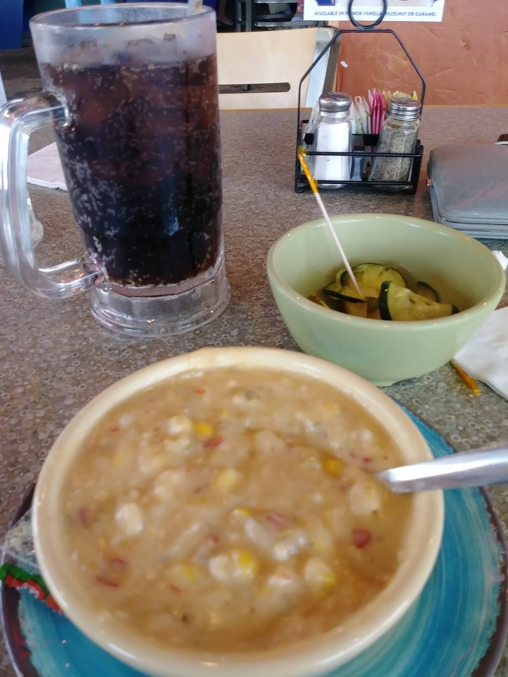 Isaacs Restaurant - West York | restaurant | 2159 White St, York, PA 17404, USA | 7178542292 OR +1 717-854-2292