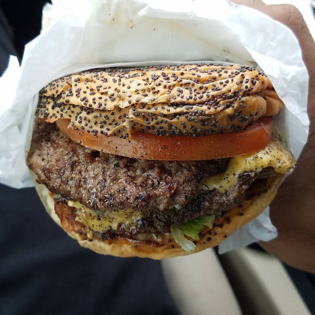 Kellers Drive-In | restaurant | 10554 Harry Hines Blvd, Dallas, TX 75220, USA | 2143573572 OR +1 214-357-3572