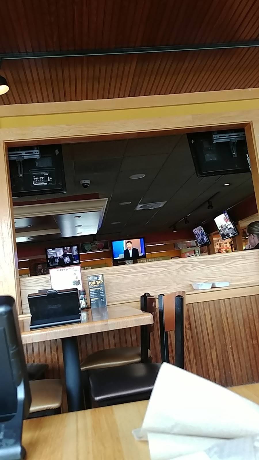 Applebees Grill + Bar | restaurant | 37004 Van Dyke Ave, Sterling Heights, MI 48312, USA | 5862689801 OR +1 586-268-9801