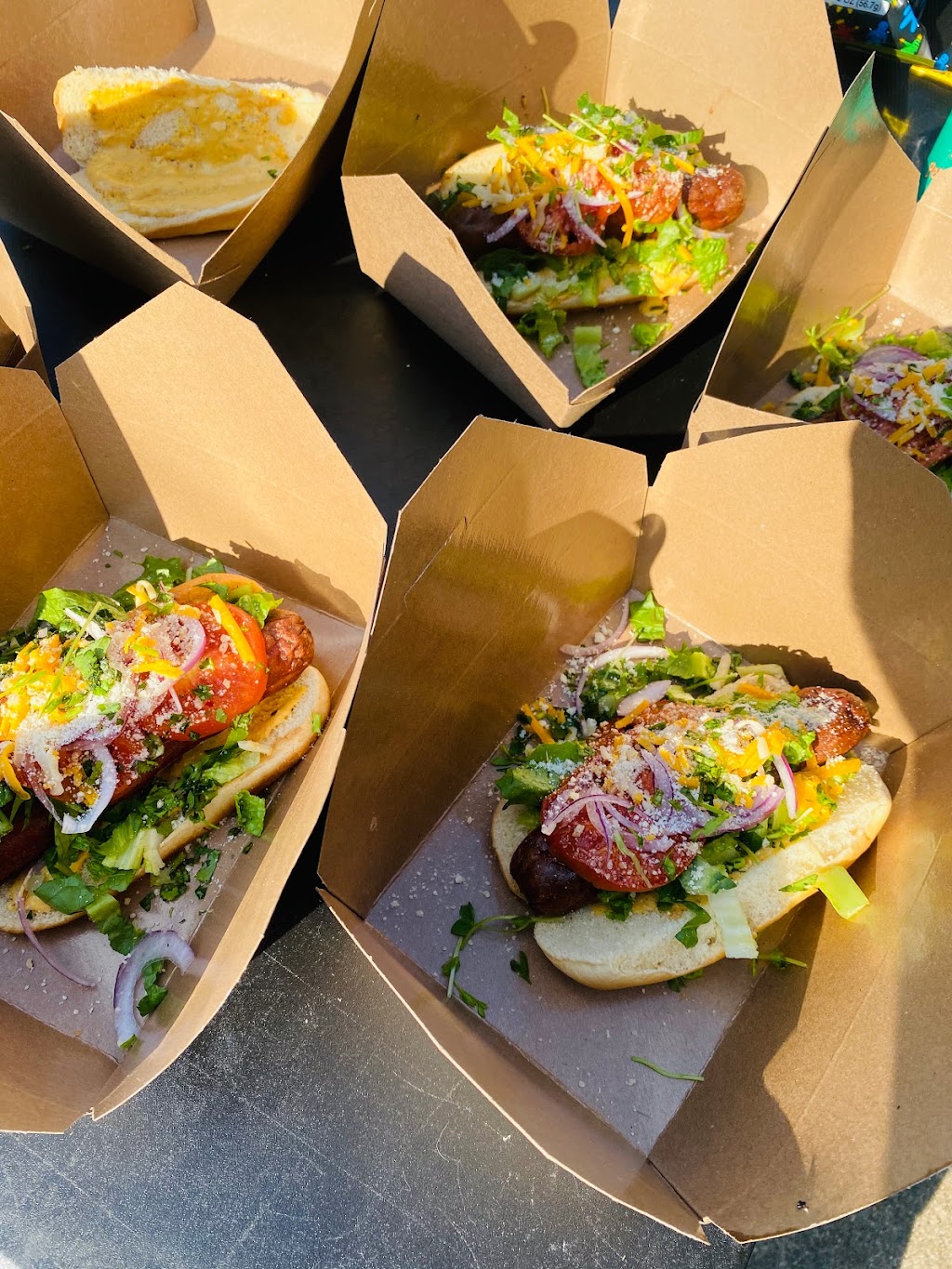 Phantom Cafe Modern Eatery and Catering Co | restaurant | 1813 Frankfort Ave, Louisville, KY 40206, USA | 5024429878 OR +1 502-442-9878