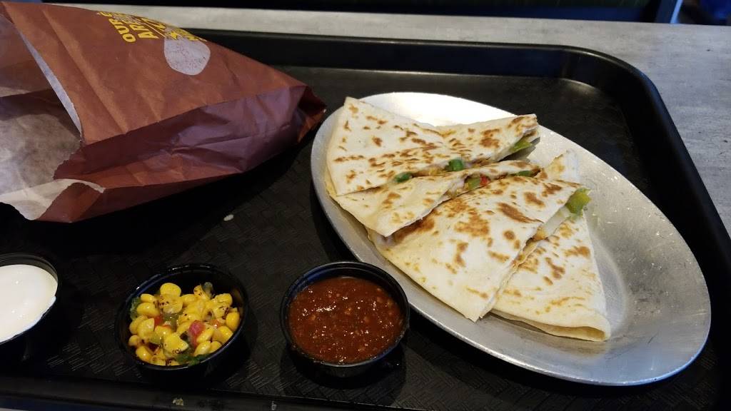 Pancheros Mexican Grill | restaurant | 704 Bridgeport Ave #103, Shelton, CT 06484, USA | 2039255800 OR +1 203-925-5800