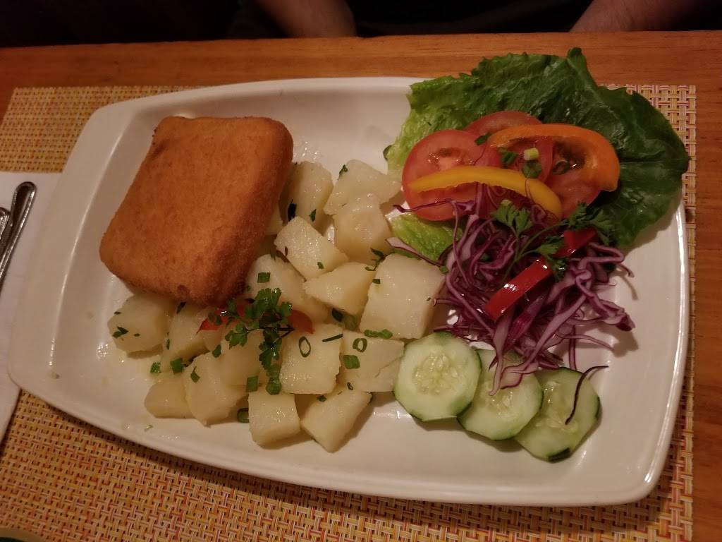 Koliba | restaurant | 3111 23rd Ave, Astoria, NY 11105, USA | 7186260430 OR +1 718-626-0430