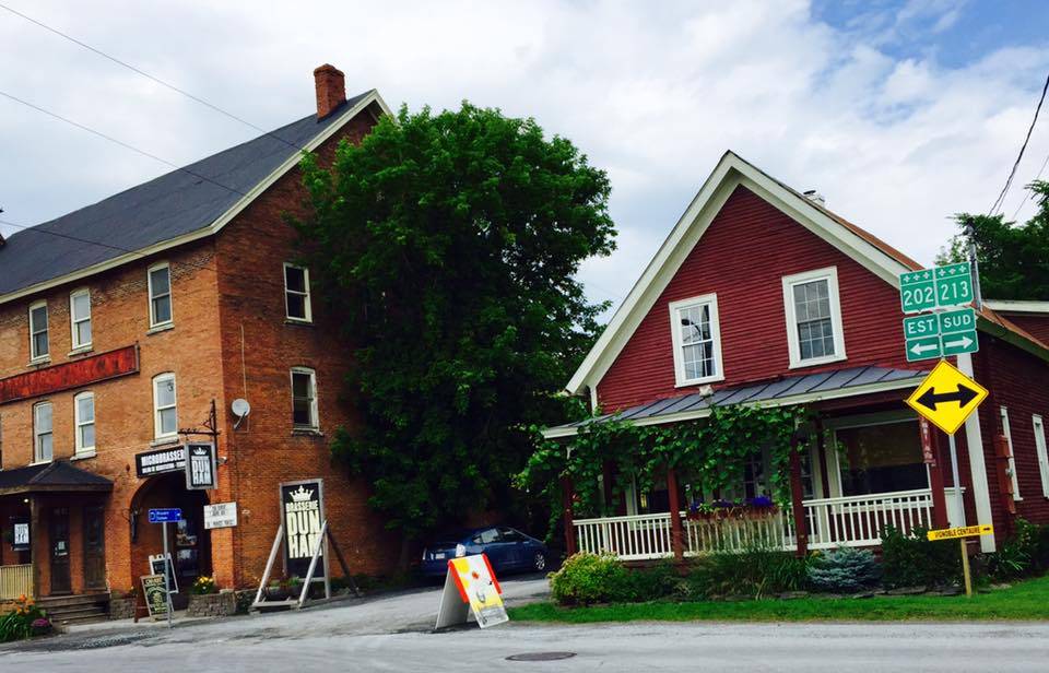 BOHO boutique-hostels | restaurant | 3819 Rue Principale, Dunham, QC J0E 1M0, Canada | 5148145229 OR +1 514-814-5229