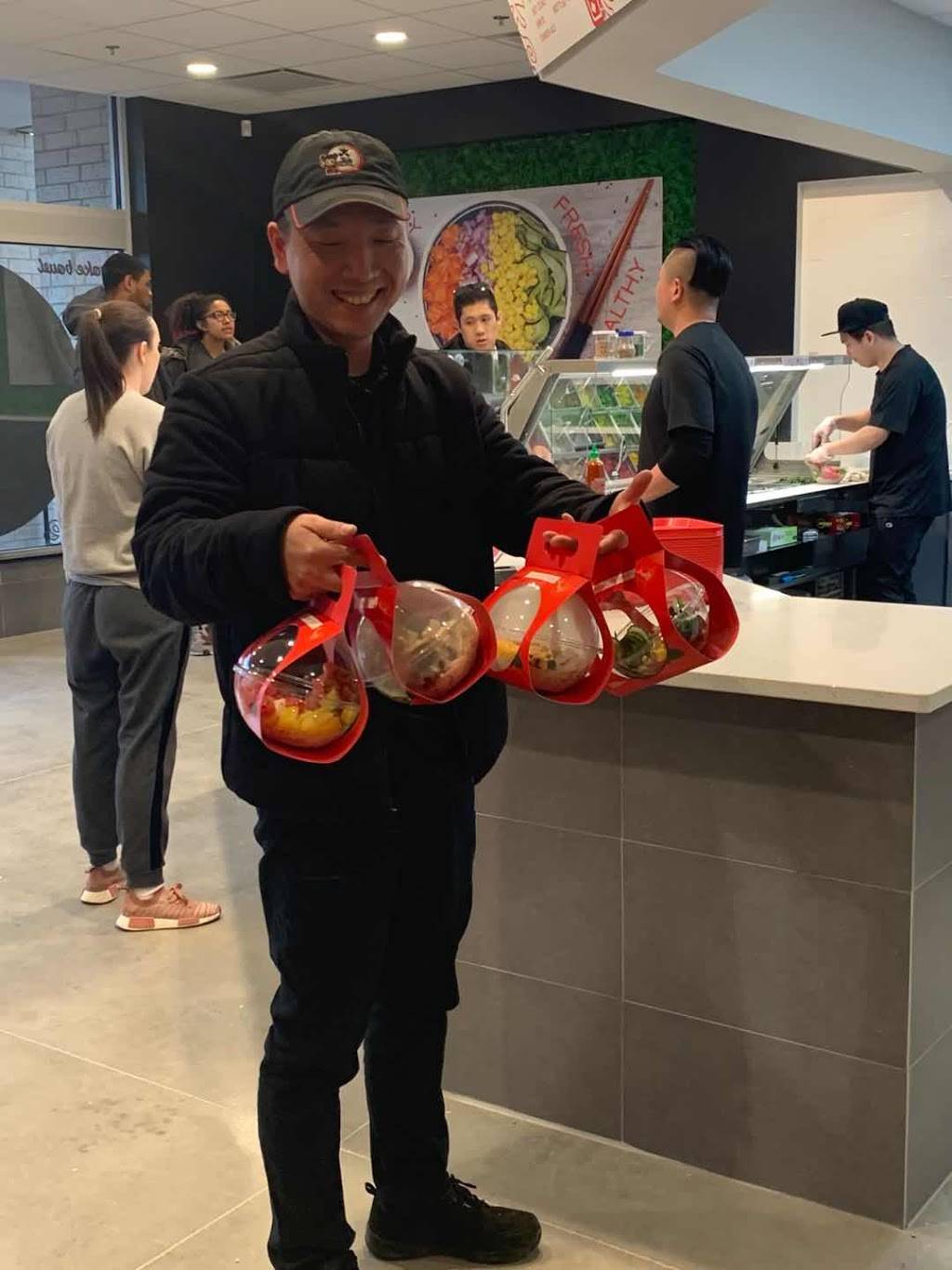 IPoke Cleveland | restaurant | 10001 Chester Ave, Cleveland, OH 44106, USA | 2167591001 OR +1 216-759-1001