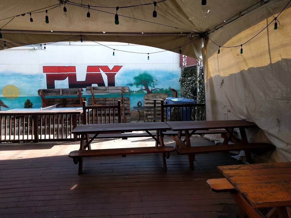 Play Sports Bar | restaurant | 2 Sneden Ave, Staten Island, NY 10312, USA | 7189843700 OR +1 718-984-3700