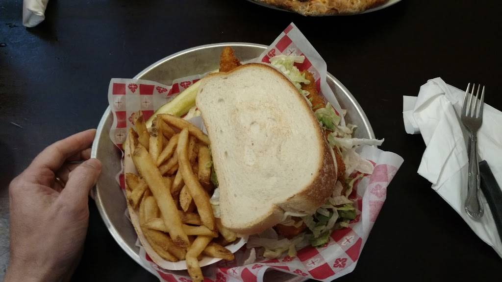 C.J.Maggies | restaurant | 309 Davis Ave, Elkins, WV 26241, USA | 3046361730 OR +1 304-636-1730