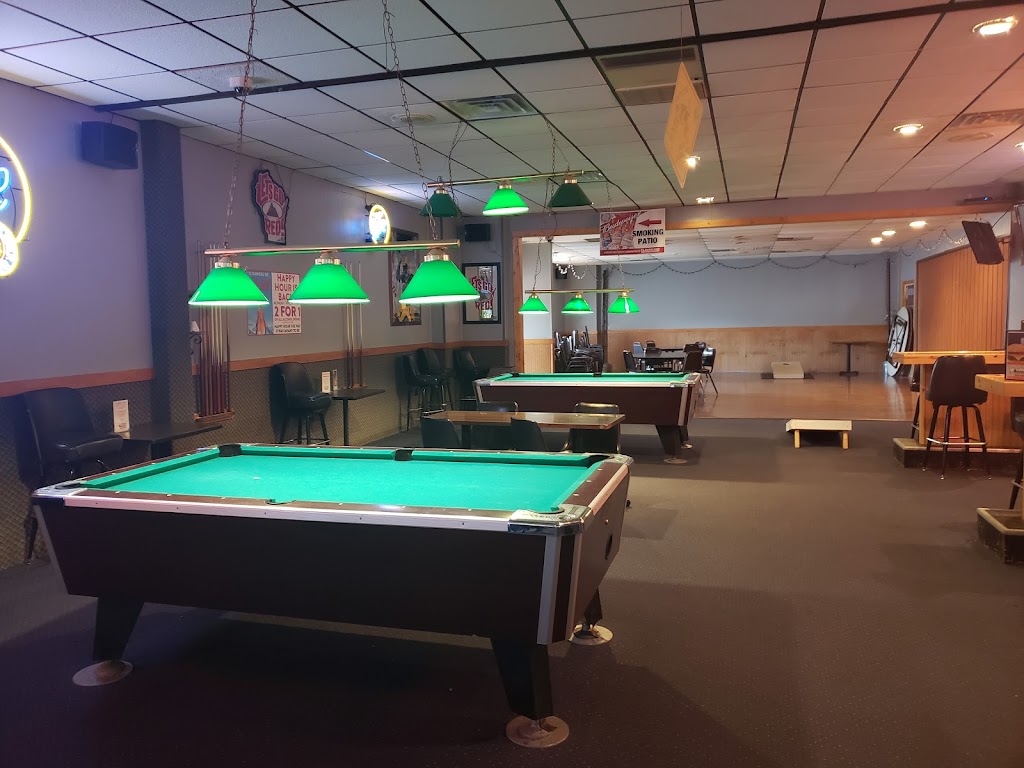 Leisure Lanes | restaurant | 2308 6th Ave, Monroe, WI 53566, USA | 6083288135 OR +1 608-328-8135