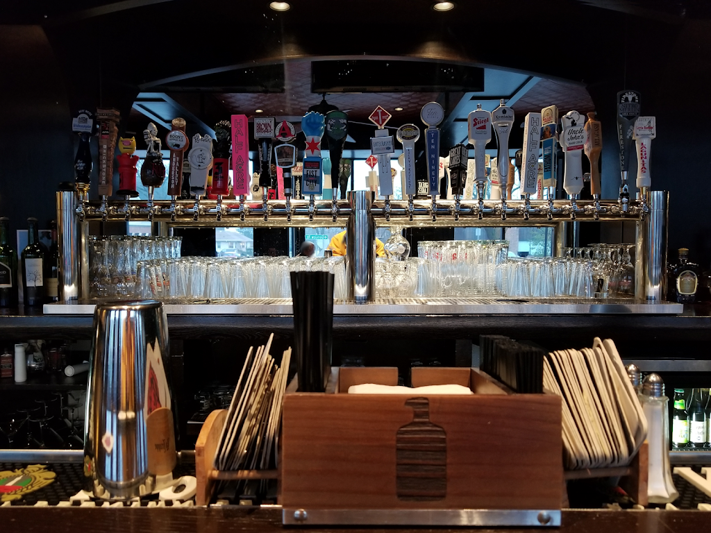 Glenview House | restaurant | 1843 Glenview Rd, Glenview, IL 60025, USA | 8477240692 OR +1 847-724-0692