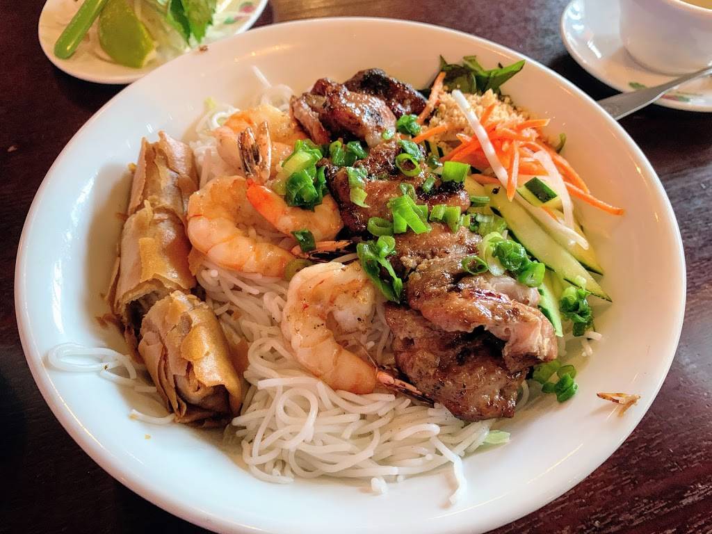 Square Lotus | restaurant | 3540 Factoria Blvd SE A, Bellevue, WA 98006, USA | 4256790680 OR +1 425-679-0680