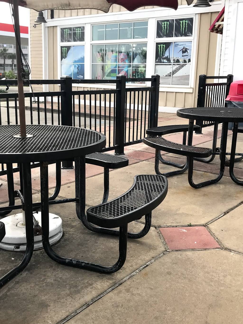 Ritas Italian Ice & Frozen Custard | restaurant | 6026 Seawall Blvd e, Galveston, TX 77551, USA | 4097444237 OR +1 409-744-4237