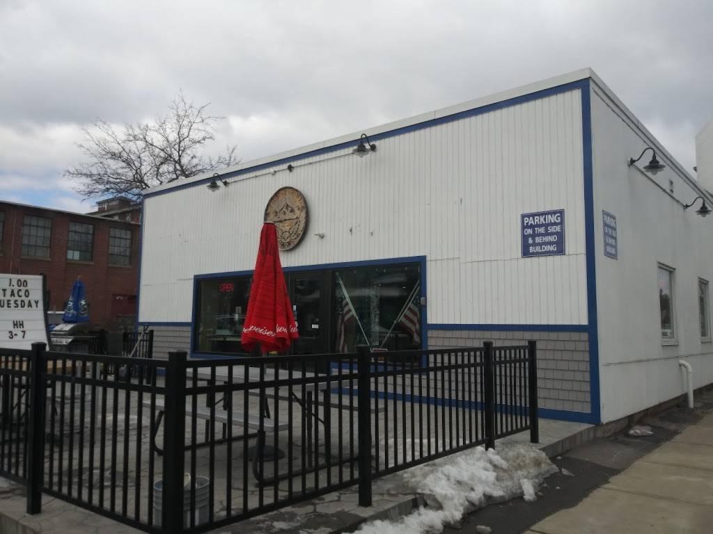 Thirsty Owl | restaurant | 141 Winchester St, Keene, NH 03431, USA | 6033558166 OR +1 603-355-8166