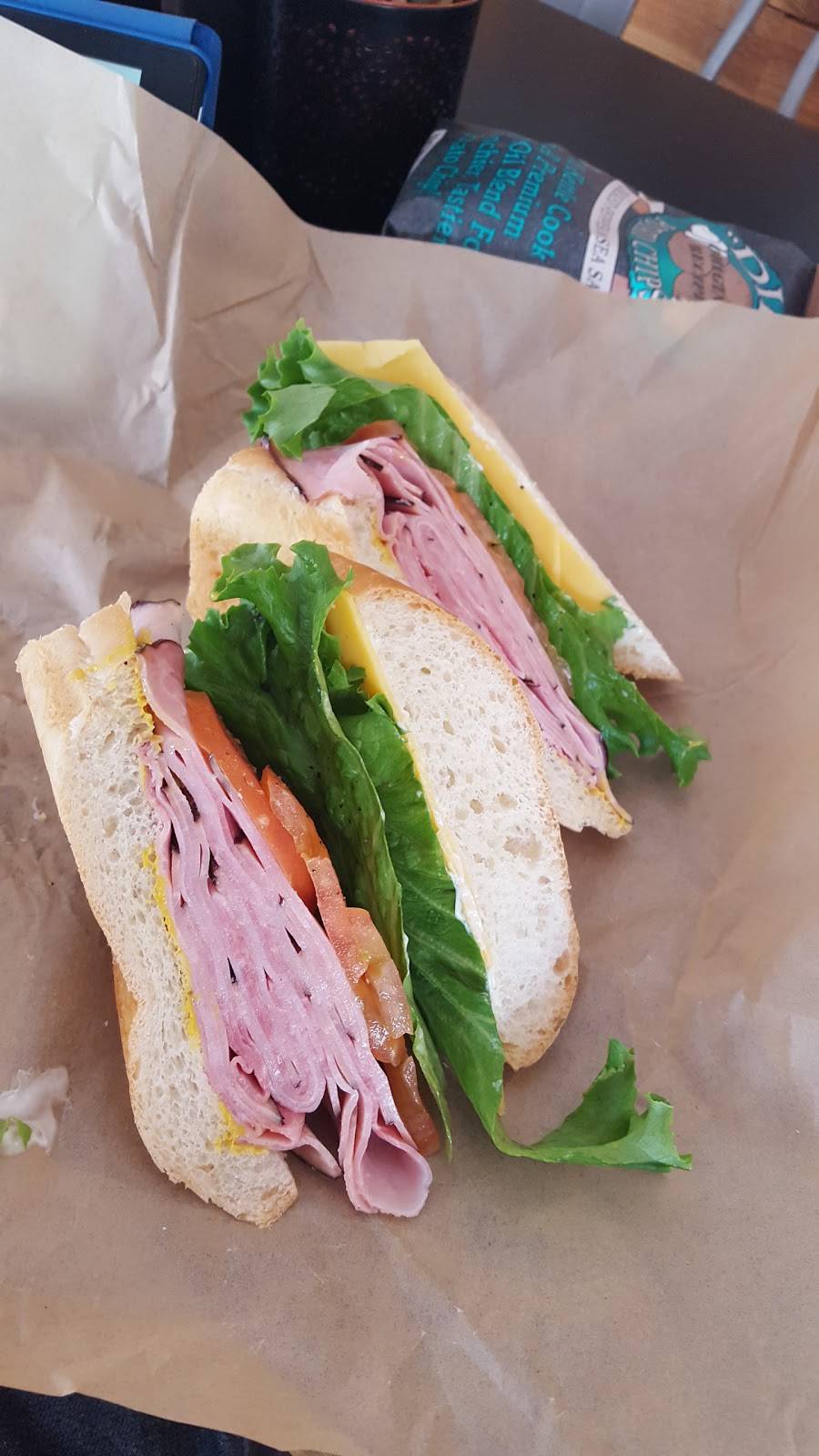 Kings Deli | restaurant | 109 N Pass Ave, Burbank, CA 91505, USA | 8185614405 OR +1 818-561-4405