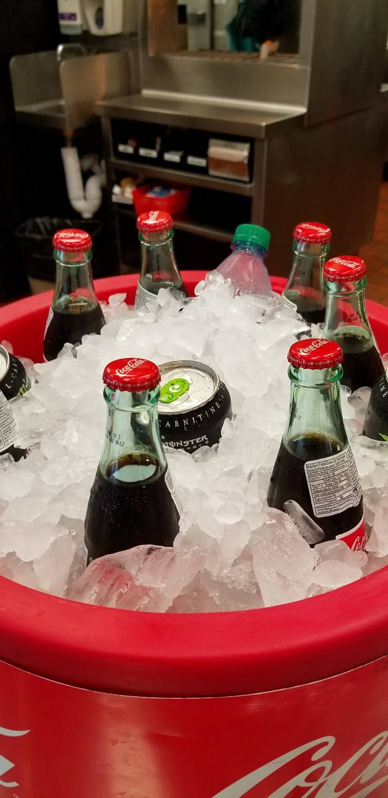 Carls Jr. Green Burrito | restaurant | 16031 Bolsa Chica Rd, Huntington Beach, CA 92649, USA | 7148462422 OR +1 714-846-2422