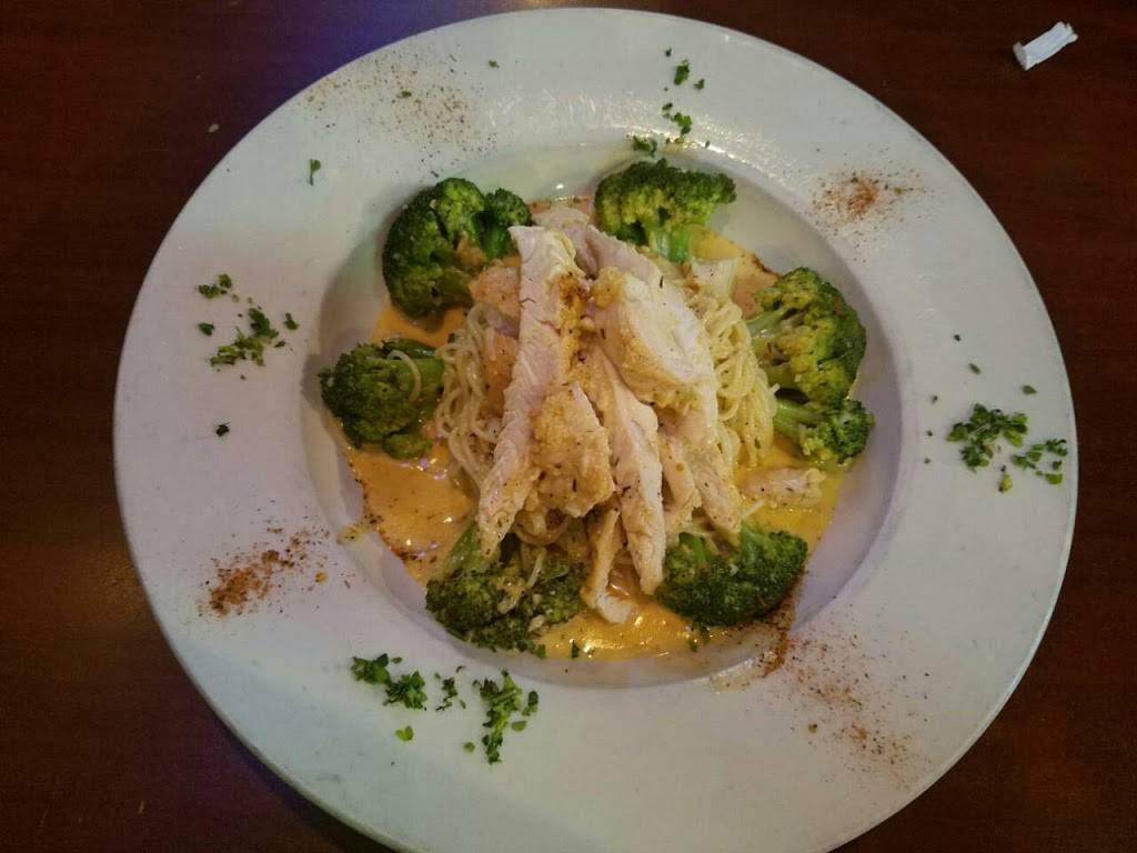 Mulberry Street Bar & Grill | restaurant | 3831 Avalon Park E Blvd, Orlando, FL 32828, USA | 4073803300 OR +1 407-380-3300