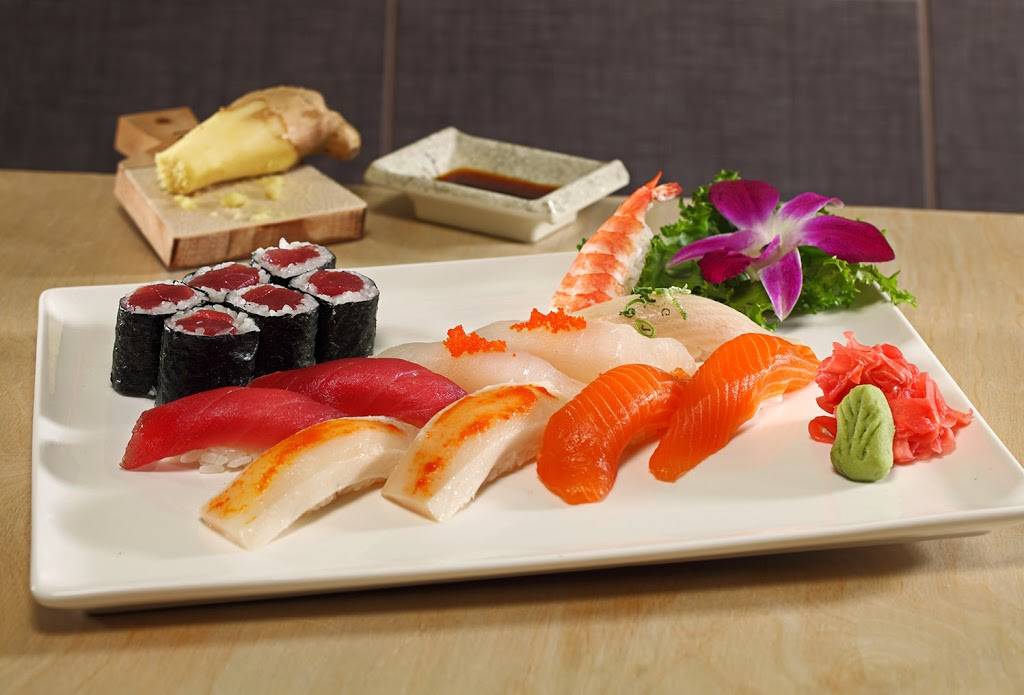 Blowfish | restaurant | 4301, 1704 Western Ave, Albany, NY 12203, USA | 5188690709 OR +1 518-869-0709