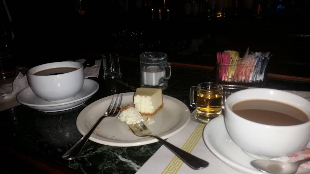 Aracris Greentree Inn Restaurant | restaurant | 1006 Greentree Rd, Pittsburgh, PA 15220, USA | 4129214601 OR +1 412-921-4601