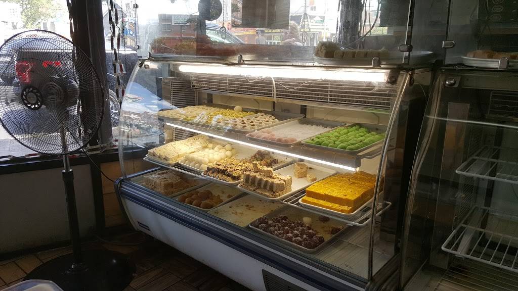 Pakiza | restaurant | 1032 Coney Island Ave, Brooklyn, NY 11230, USA | 7184345596 OR +1 718-434-5596