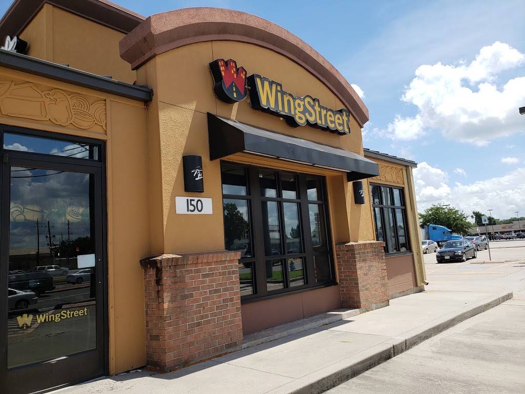 Pizza Hut | restaurant | 150 1st St E, Humble, TX 77338, USA | 2814461711 OR +1 281-446-1711