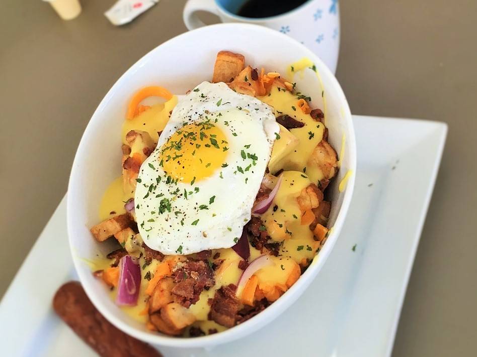 Muddy Waters Restaurant | restaurant | 6557 Road 38, Verona, ON K0H 2W0, Canada | 6133745444 OR +1 613-374-5444