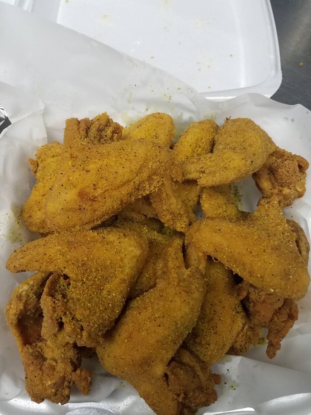 Wingz it iz Alsip | restaurant | 5043 W 111th St, Alsip, IL 60803, USA | 7085059699 OR +1 708-505-9699