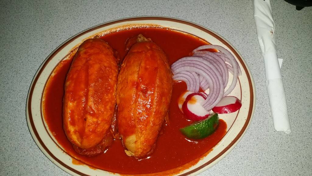 La Parrilla Mexican Restaurant | restaurant | 950 Oakdale Rd i, Modesto, CA 95355, USA | 2095722420 OR +1 209-572-2420