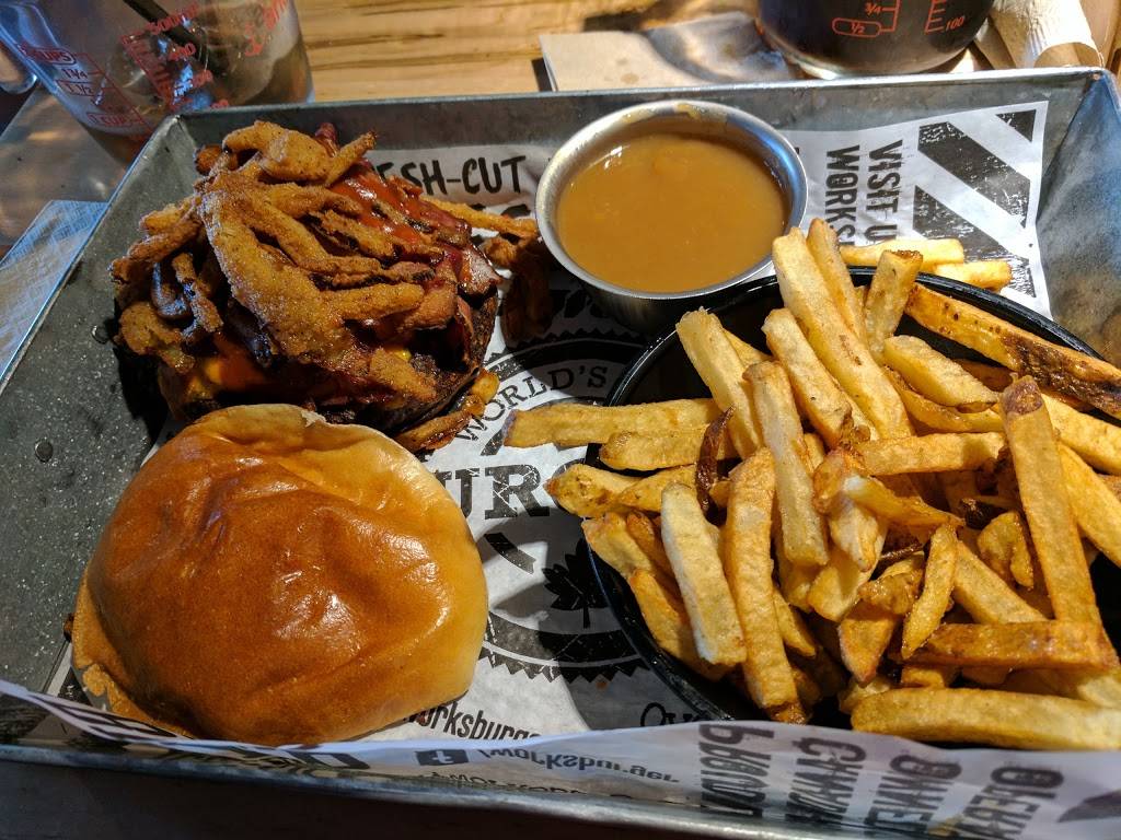 The Works Gourmet Burger Bistro | restaurant | 900 Watters Rd, Orléans, ON K4A 0B4, Canada | 6138240406 OR +1 613-824-0406