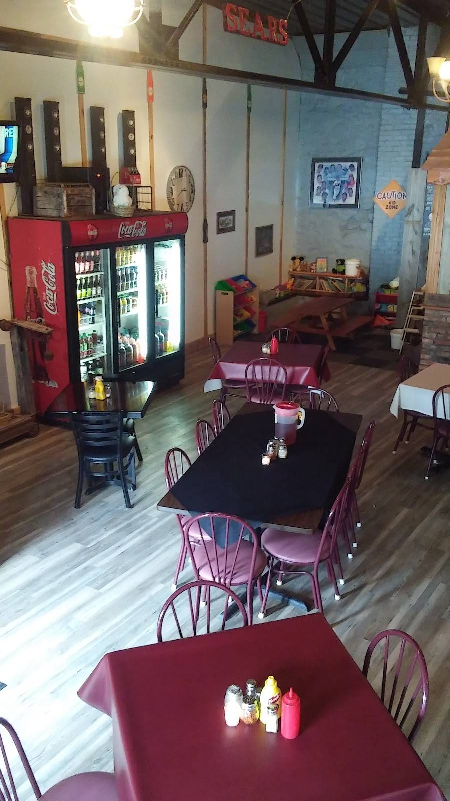 Brix Pizzeria | restaurant | 111 N Main St, Dolgeville, NY 13329, USA | 3154293939 OR +1 315-429-3939