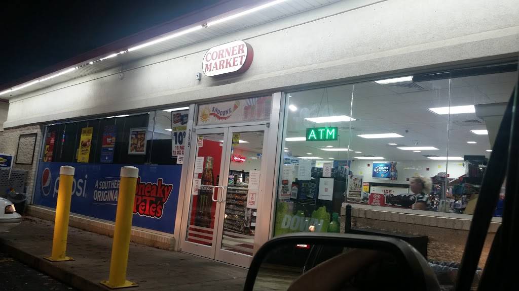 Sneaky Petes Hotdogs | restaurant | 299 N Memorial Dr, Prattville, AL 36067, USA | 3343589335 OR +1 334-358-9335