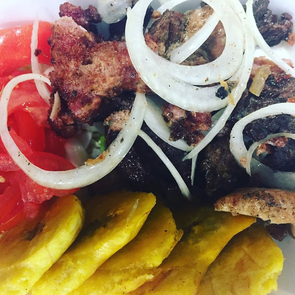 tioz urban dominican food | restaurant | 1490 Biscayne Blvd, Miami, FL 33132, USA | 3059235507 OR +1 305-923-5507