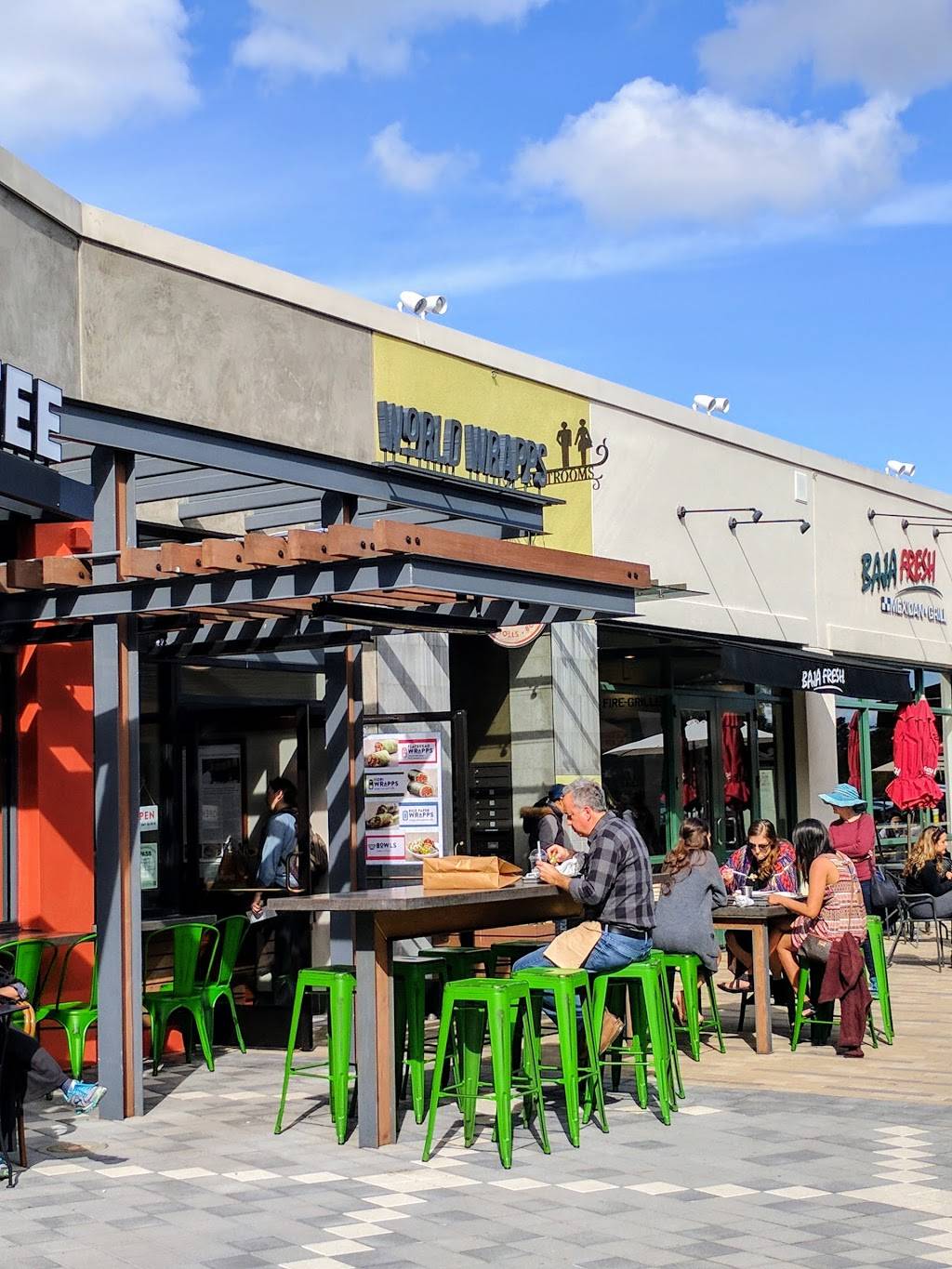 World Wrapps 2.0 | restaurant | 208 Corte Madera Town Center, Corte Madera, CA 94925, USA | 4159273663 OR +1 415-927-3663