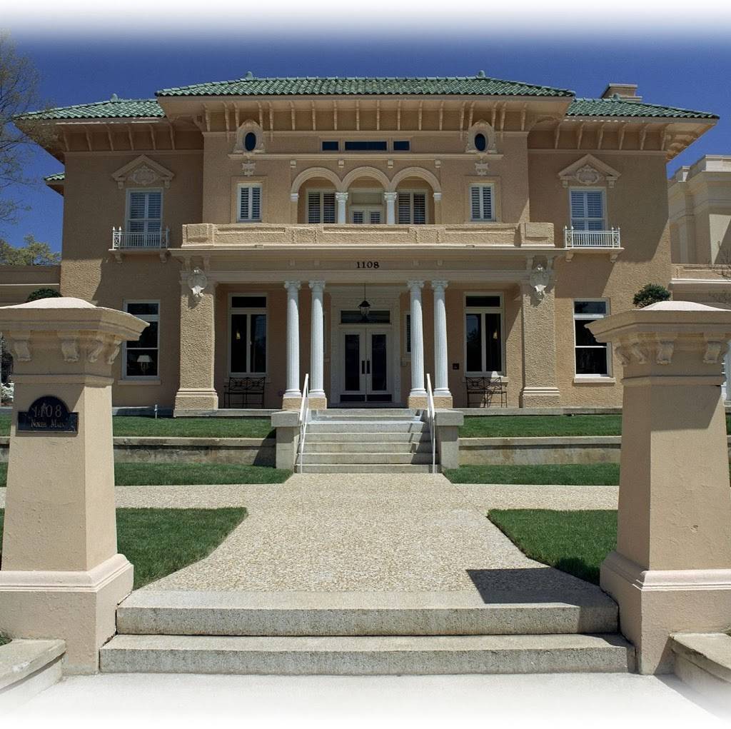 J.H. Adams Inn | restaurant | 1108 N Main St, High Point, NC 27262, USA | 3368823267 OR +1 336-882-3267