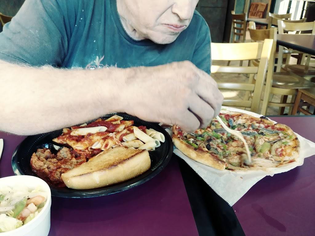 Sams Italian Foods | restaurant | 14 Millett Dr, Auburn, ME 04210, USA | 2077831111 OR +1 207-783-1111