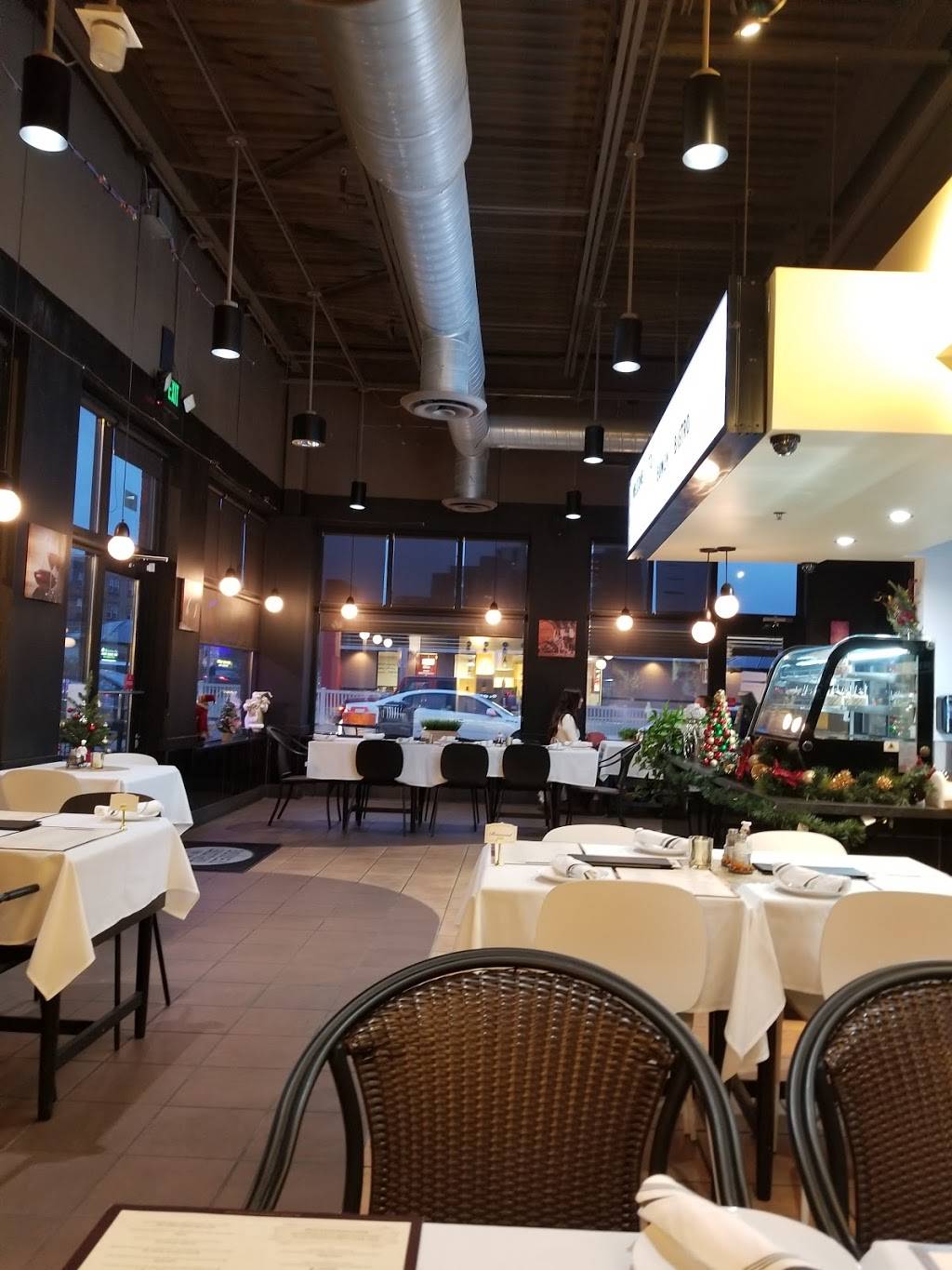 Bowen Bistro | restaurant | 342 E State St, West Lafayette, IN 47906, USA | 7654797911 OR +1 765-479-7911