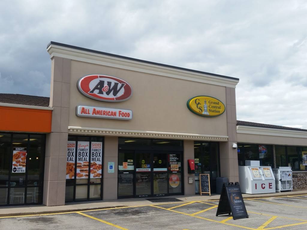 A&W Restaurant | restaurant | 3630 Riverside Dr, Green Bay, WI 54301, USA | 9203470314 OR +1 920-347-0314