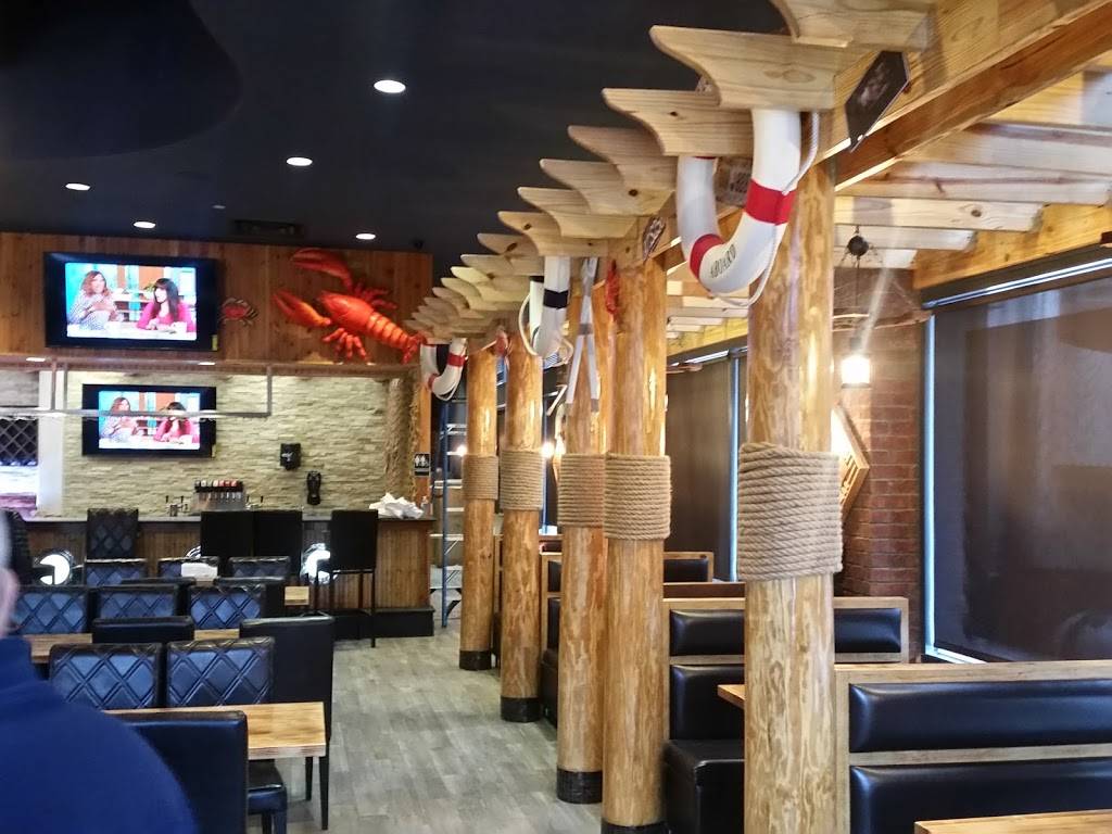 Red Hook Cajun Seafood & Bar | restaurant | 3295 Poplar Ave Suite 101, Memphis, TN 38111, USA | 9015297356 OR +1 901-529-7356