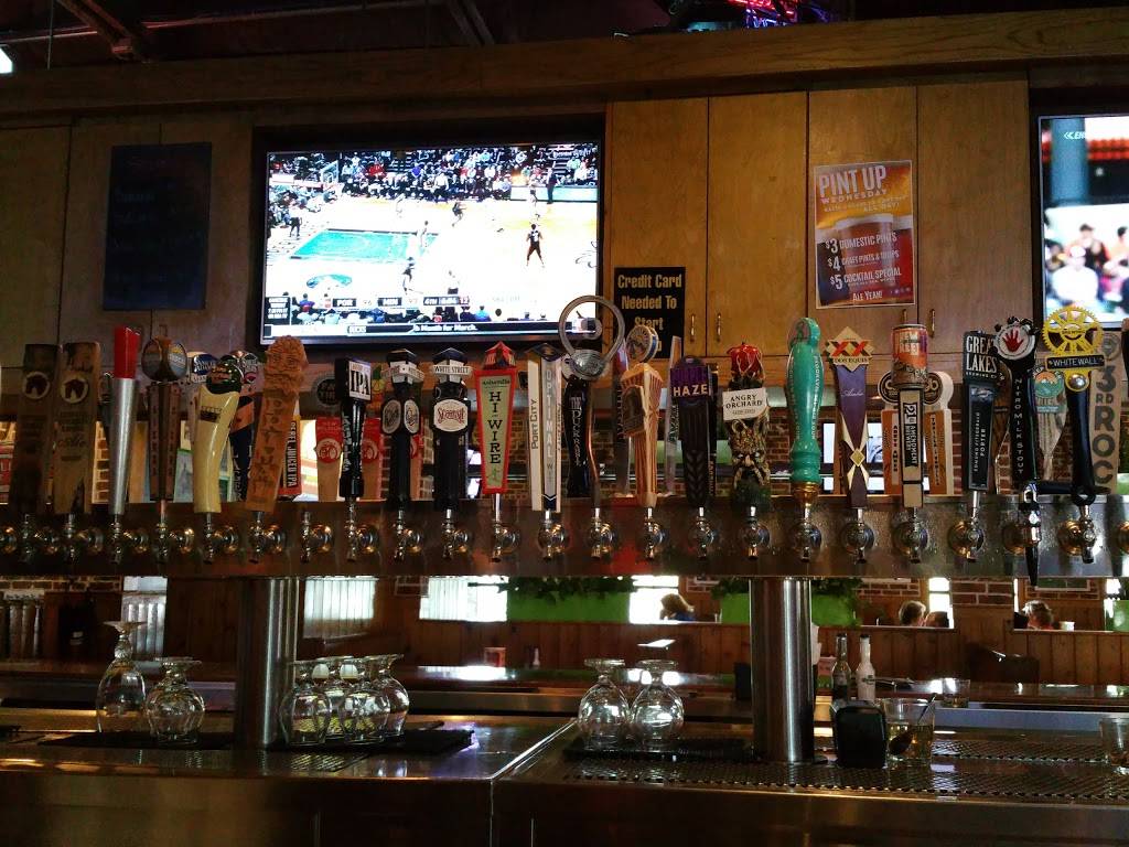 Carolina Ale House | restaurant | 2240 Walnut St, Cary, NC 27518, USA | 9198549444 OR +1 919-854-9444