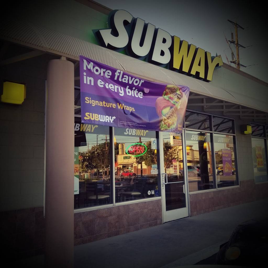 Subway Restaurants | restaurant | 2017 N Hollywood Way, Burbank, CA 91505, USA | 8188435900 OR +1 818-843-5900